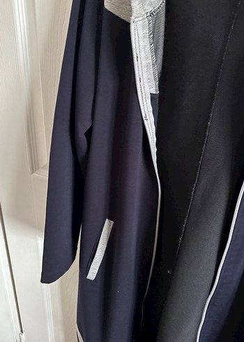 Gri Kapüşonlu Uzun Kadın Kaban - Görsel 4