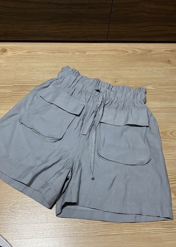 Kadın Gri Keten Kemerli Yüksek Bel Şort - Görsel 2