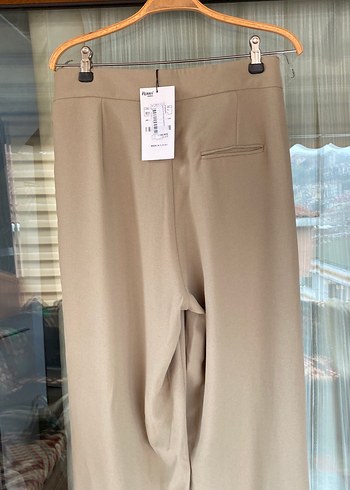 Bej Kadın Pilili Kumaş Pantolon - Görsel 4