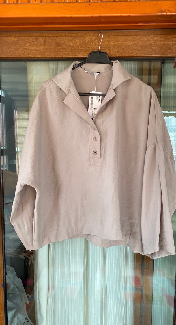 Bej Düğmeli Kadın Gömlek - Görsel 2