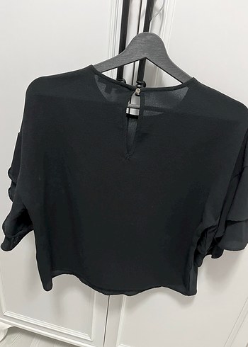 Kısa Kollu Siyah Fırfırlı Kadın Bluz - Görsel 5