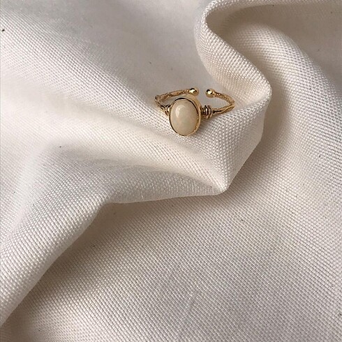 Opal Taşlı Gümüş Yüzük