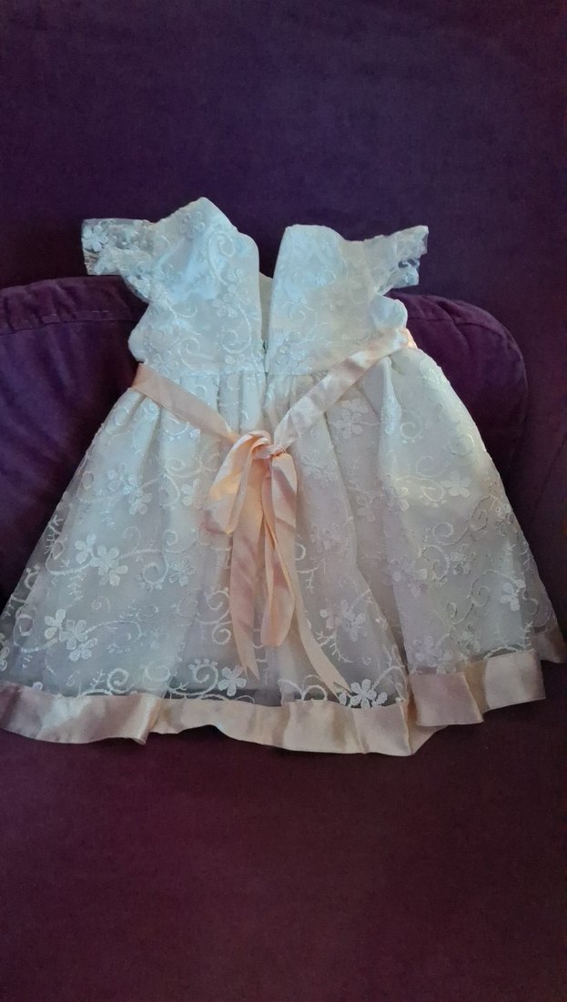 Beyaz Dantel İşlemeli Kız Çocuk Elbisesi - Görsel 4