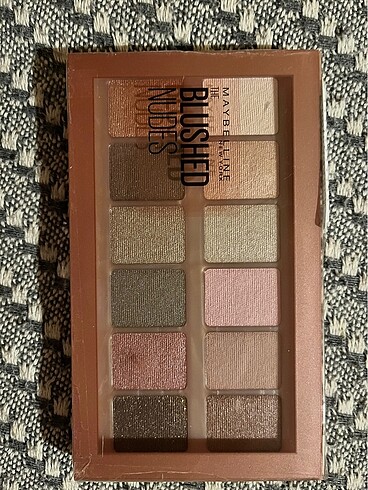 Maybelline New York The Blushed Nudes Far Paleti