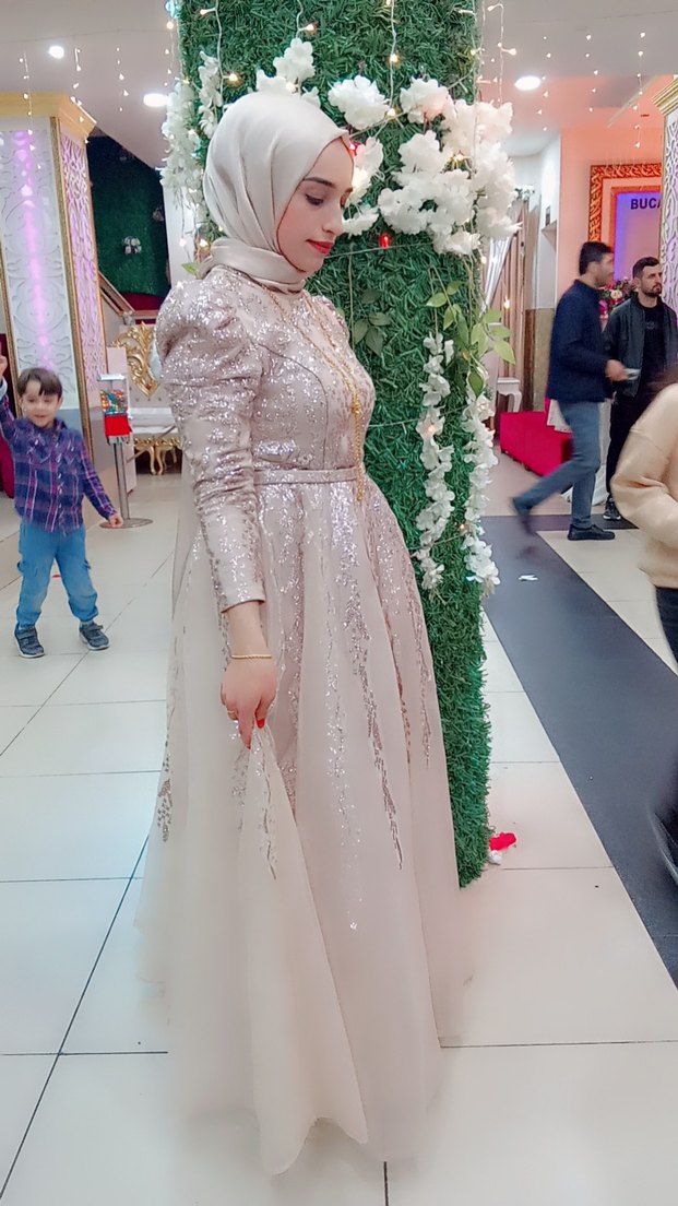 Bej İşlemeli Uzun Kollu Nişan Elbisesi - Görsel 5