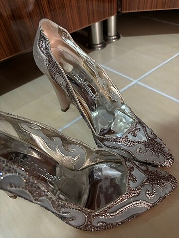 Diğer Stiletto