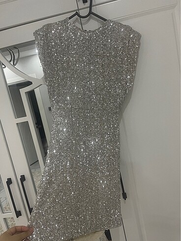 xs Beden Zara gümüş mini gece elbisesi