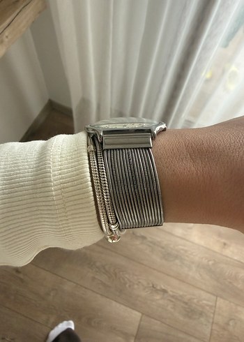 Modern Klasik Gri Kadın Kol Saati - Görsel 5