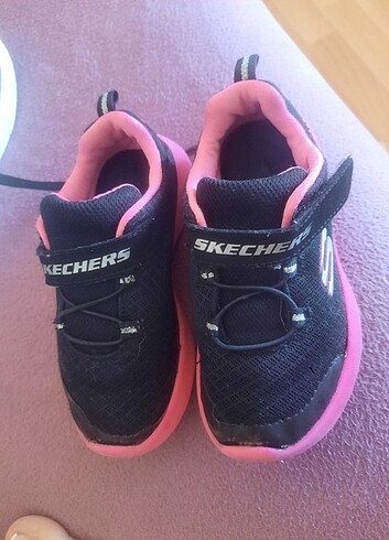 orj Skechers memory foam 26