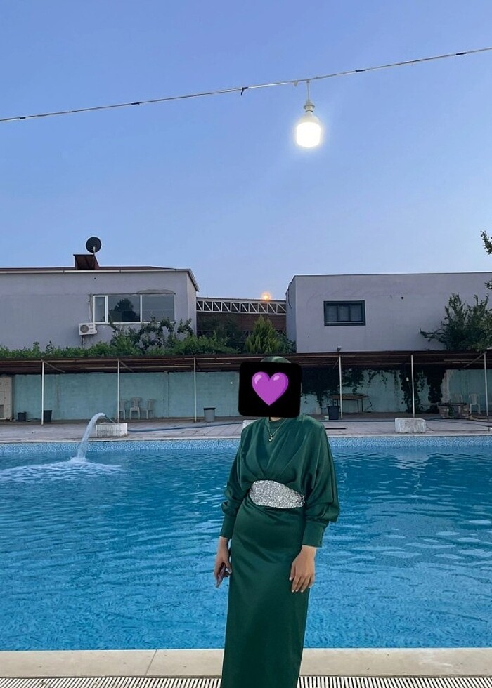 Taşlı saten abiye - Görsel 2