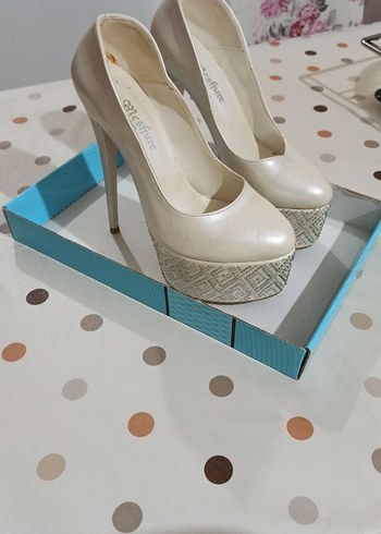 Diger Beyaz Platform Topuklu Kadın Ayakkabı - Görsel 2