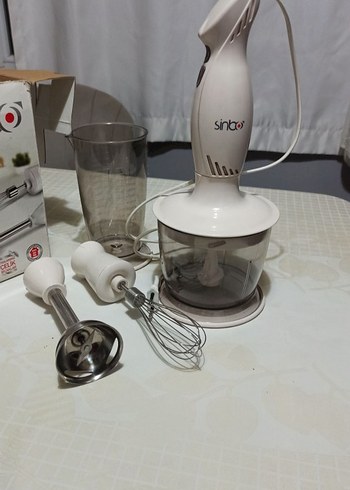 Sinbo Beyaz Blender ve Doğrayıcı Seti. ürün bozuktur