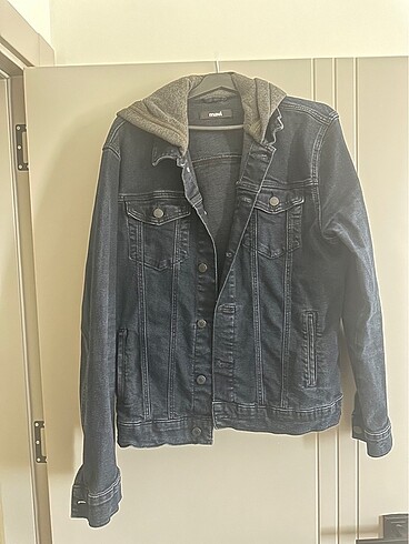 Mavi Jeans Kruvaze kaban L beden Hatemoğlu ürünü çok kullanılmadı mağaza fi