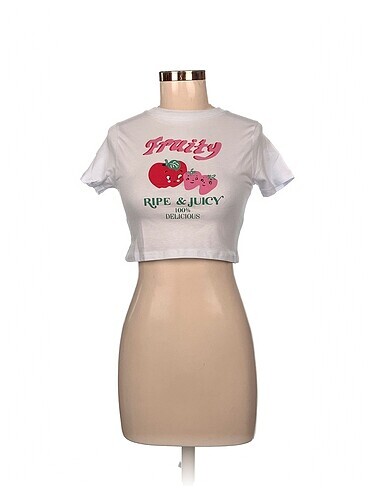 Diğer T-shirt %70 İndirimli.