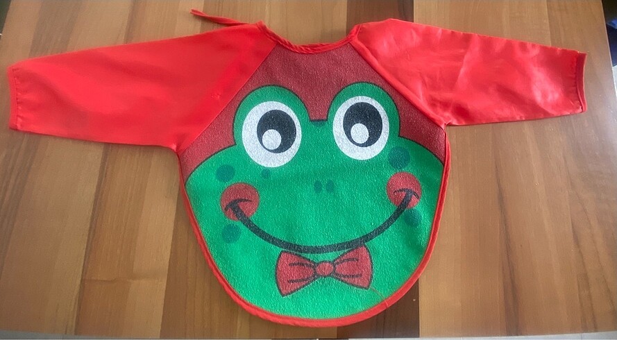 Mama ve boya önlüğü