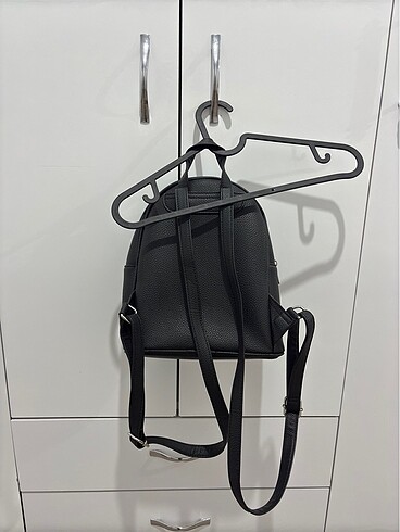  Beden Pull&Bear Siyah Sırt Çantası