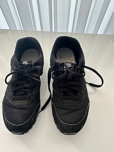 Nike Spor Ayakkabı