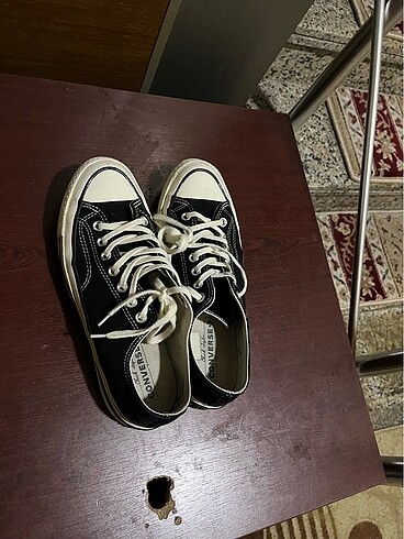 42 Beden Converse Ayakkabı