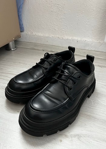 Siyah Platform Topuklu Oxford Ayakkabı ZARA AZ KULLANILMIŞ - Görsel 2