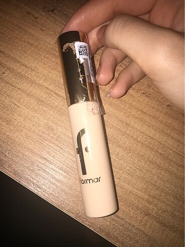 flormar stay perfect kapatıcı