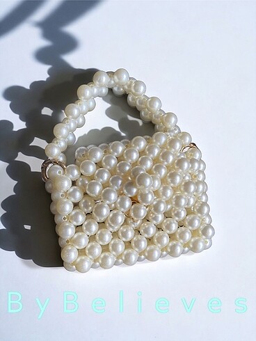 Noble Pearl Wallet