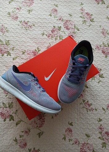 Nike Free RN koşu ayakkabısı 