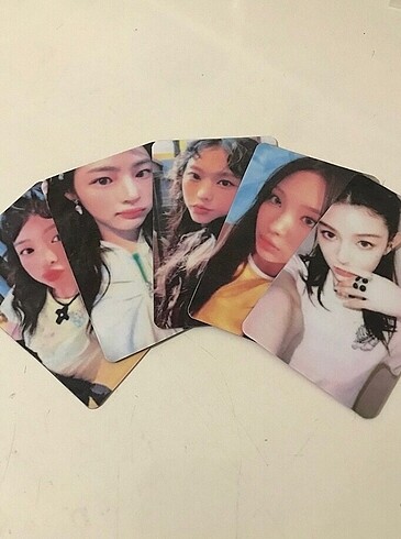 New jeans photocard set