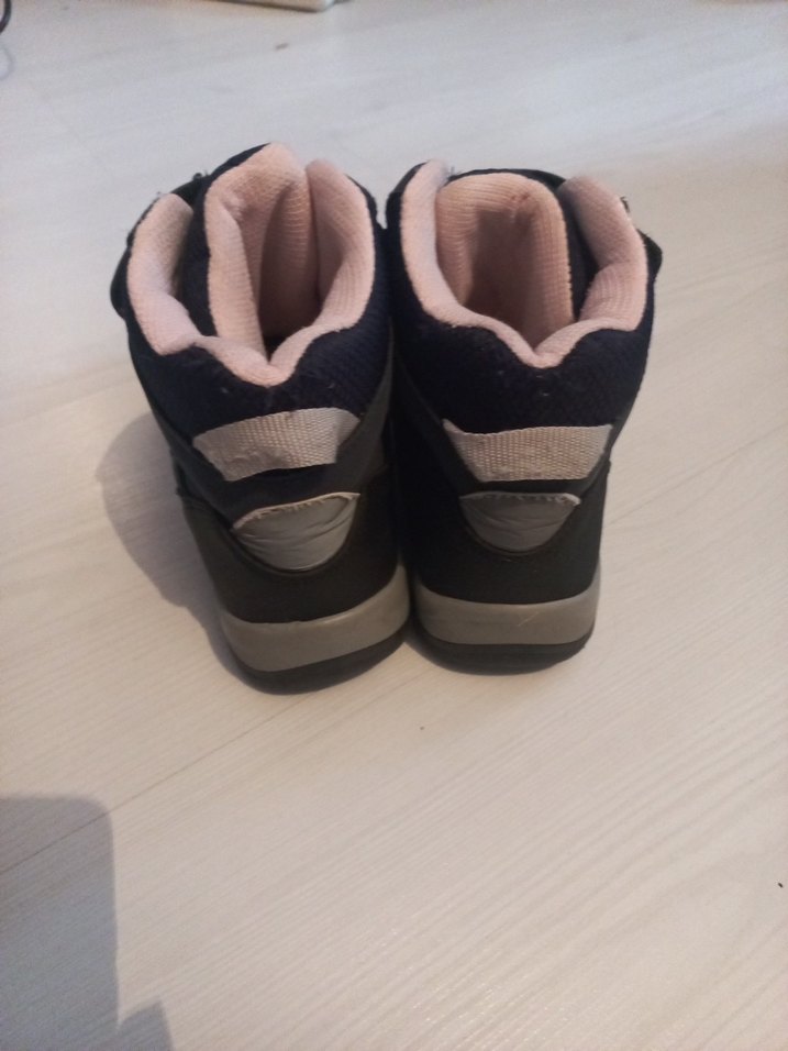 Kız Çocuk Cırt Cırtlı Kauçuk Bot - Görsel 3