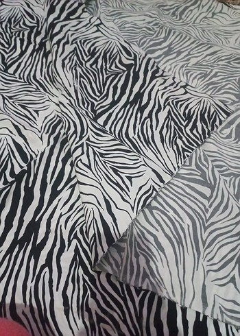 Gri Beyaz Zebra Desenli kumaş - Görsel 3
