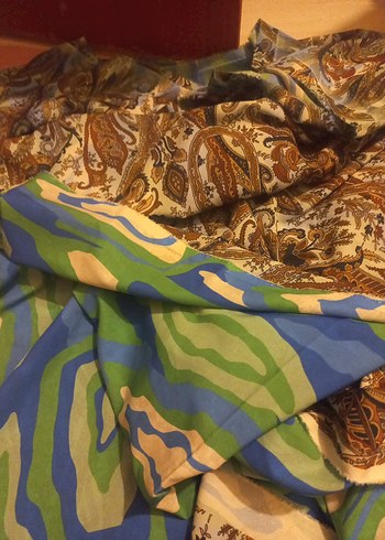 Çok Renkli Batik Desenli kumaş - Görsel 4