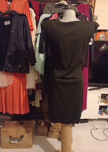 VİNTAG Siyah Drapeli V Yaka Midi Elbise - Görsel 4