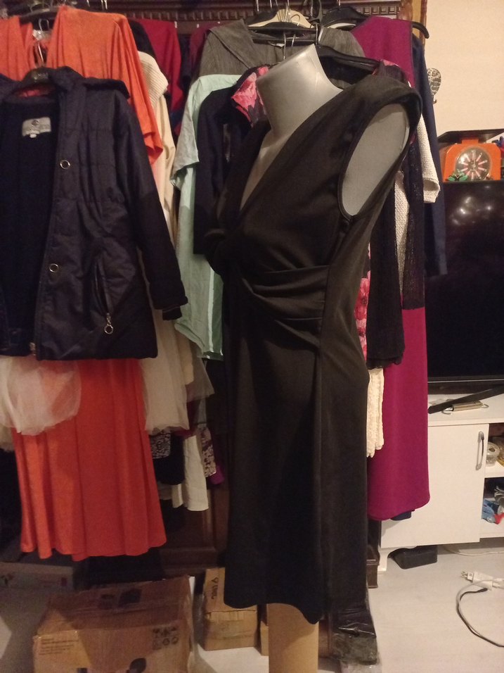 VİNTAG Siyah Drapeli V Yaka Midi Elbise - Görsel 3