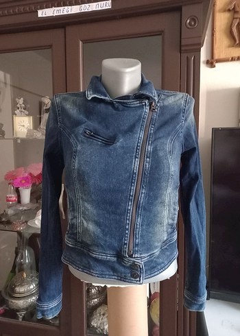 Kısa Kesim Mavi Kadın Denim Biker Ceket