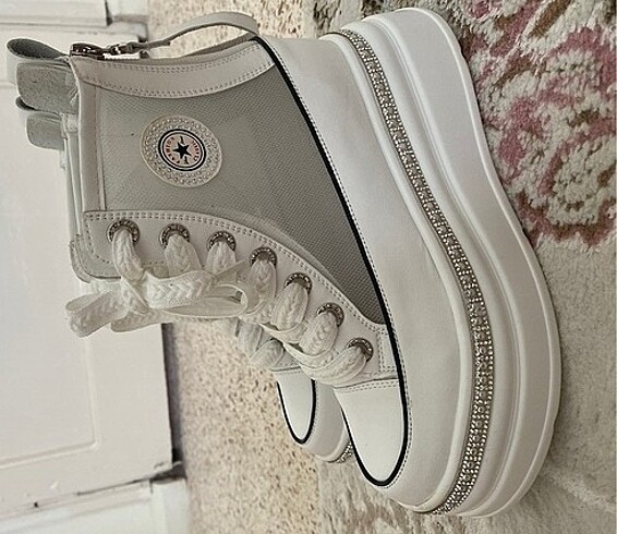 38 Beden Derinet Beyaz Converse Ayakkabı