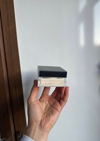 Huda Beauty orijinal pudra - Görsel 3