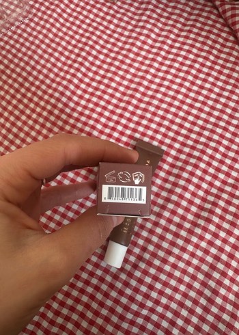 Summer Fridays Hot Cocoa rengi Parlatıcısı - Görsel 4