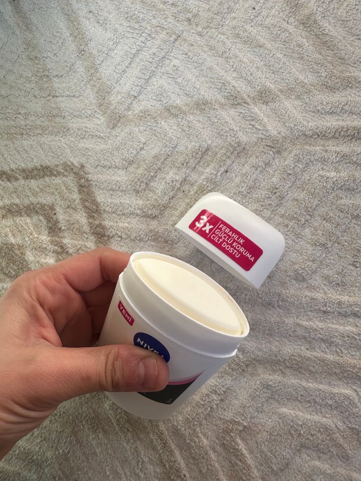 Nivea Kadın Siyah Beyaz Deodorant Stick 48g - Görsel 4