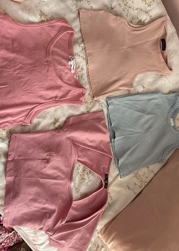 Pembe ve Pastel Renk Mini Kadın Atletler - Görsel 2