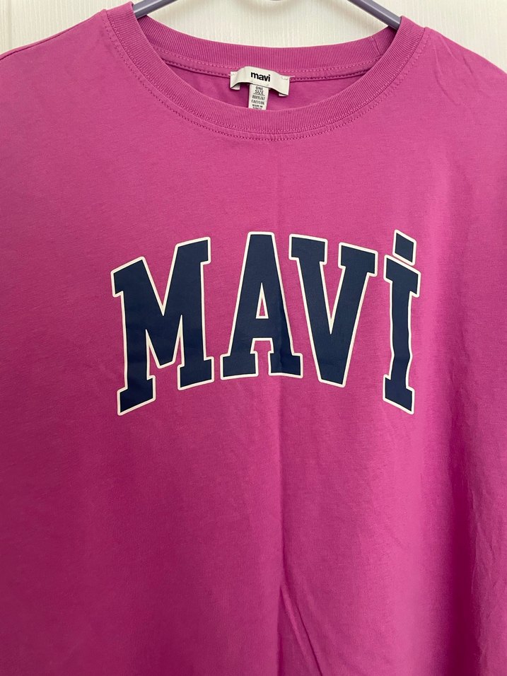 Mavi Baskılı Mor Kadın Tişört - Görsel 3