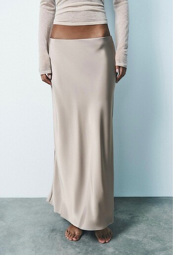 xs Beden Zara saten midi etek