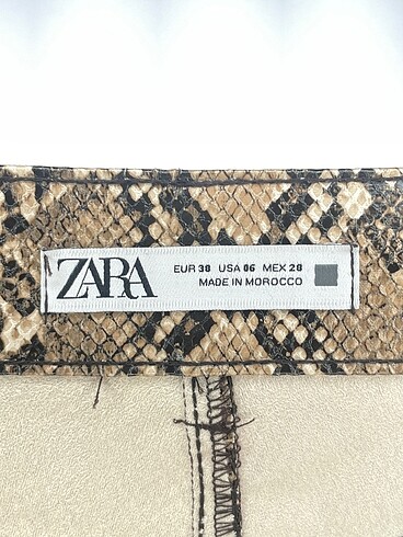 38 Beden çeşitli Renk Zara Düz Kesim %70 İndirimli.
