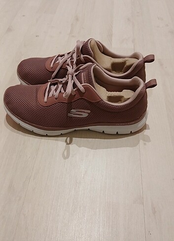 41 Beden ??ACİL SATILIK??Skechers Flex Appeal4.0 41 numara kadın ayakkabı