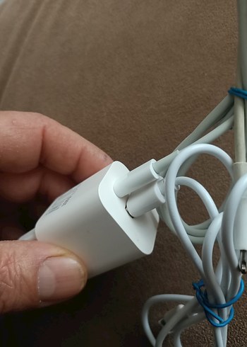 syrox 30w hızlı şarj ve type-c ve Apple uc . arkadaşlar - Görsel 2