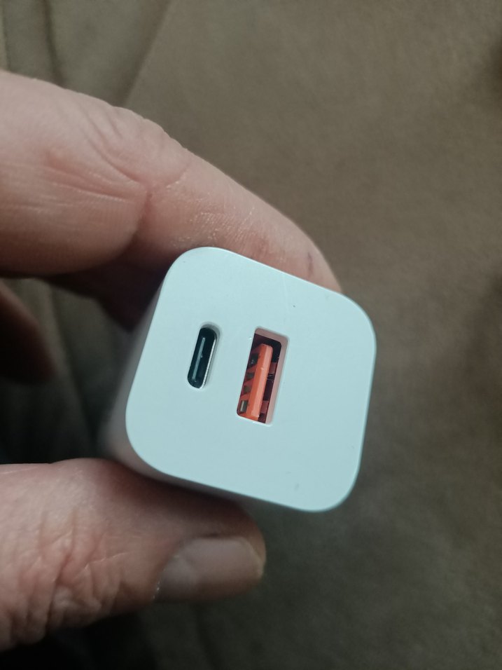 syrox 30w hızlı şarj ve type-c ve Apple uc . arkadaşlar - Görsel 4