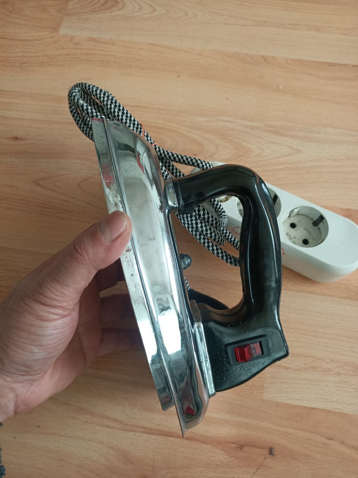 ULU eskilerden susuz ve buharsız ütü arkadaşlar ürün ihdiyac faz - Görsel 3