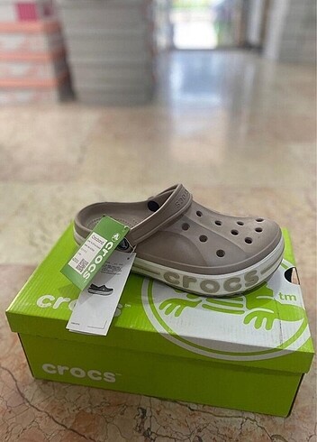 Kahve crocs