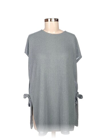 H&M Tunik %70 İndirimli.