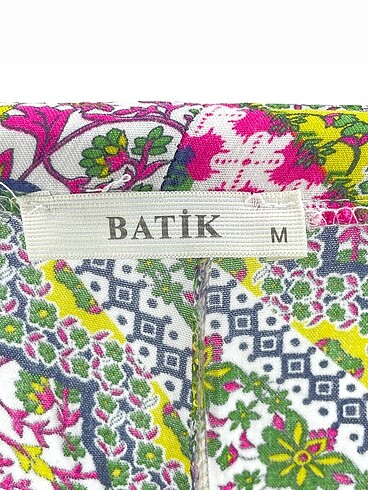 m Beden çeşitli Renk Batik Düz Kesim %70 İndirimli.