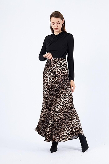 Trendyol & Milla Leopar Desenli Etek