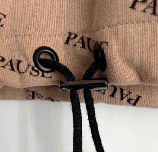 s Beden Bershka Crop Sweat